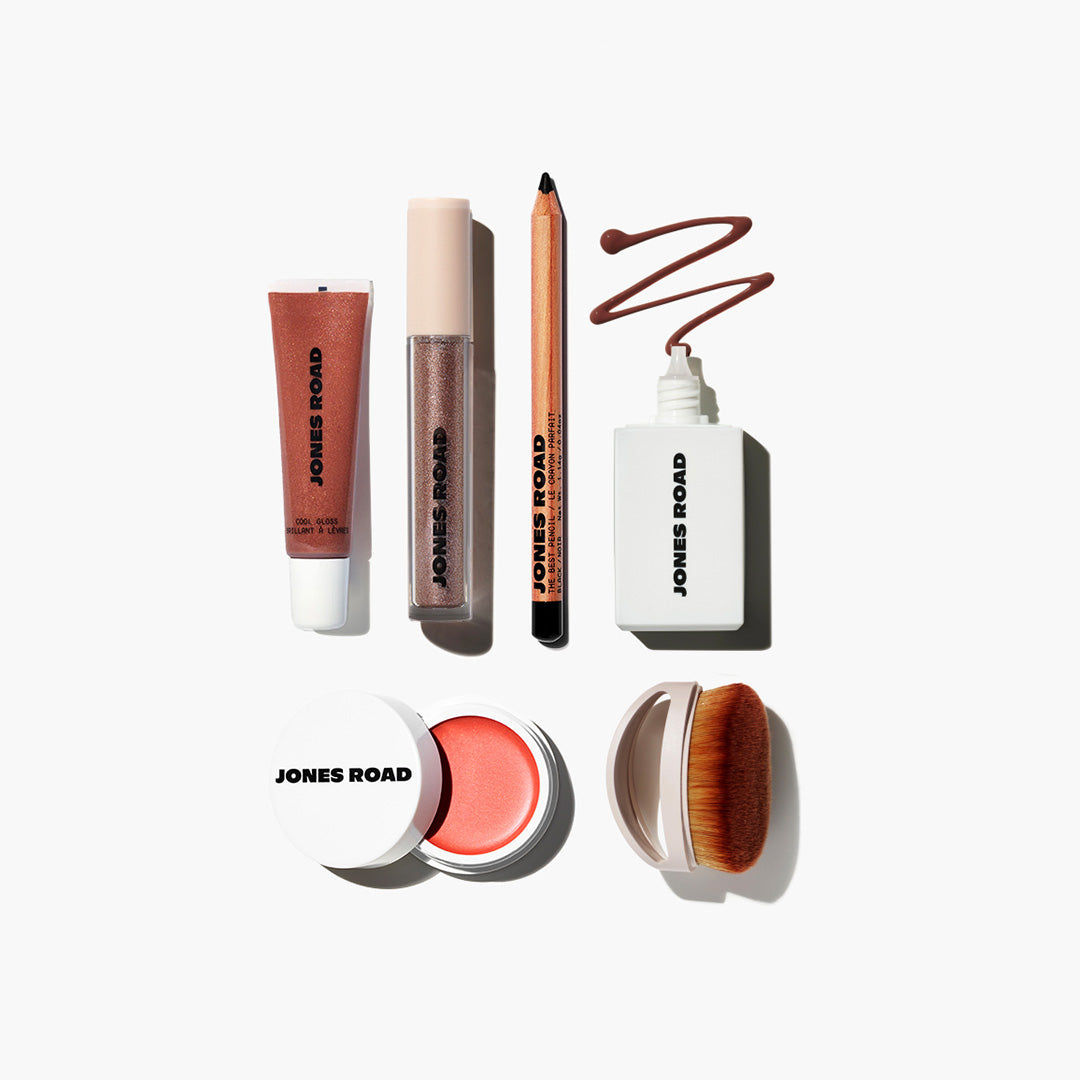 makeuptravelkit_dark_1.jpg